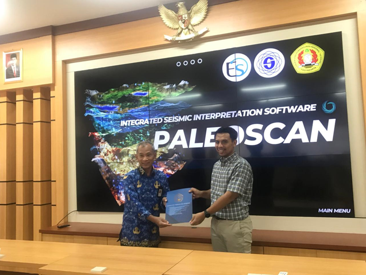 Penyelenggaraan Mou Antara Eliis Paleoscan dengan UPN “Veteran” Yogyakarta