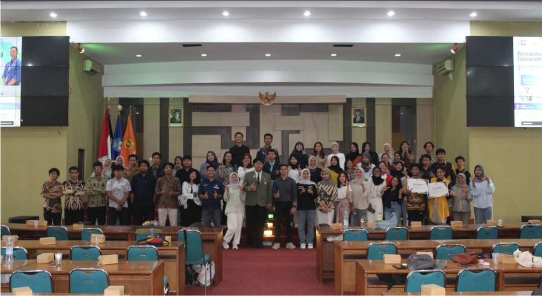 Kuliah Tamu dan Awarding Land Of Geoscience